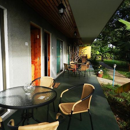 Mangai Rapa Nui Hotel Hanga Roa Buitenkant foto